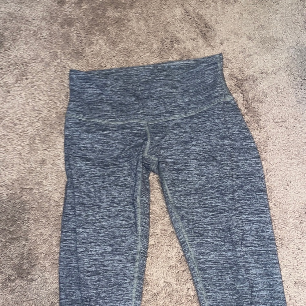 Grey lululemon wonder under leggings size 2